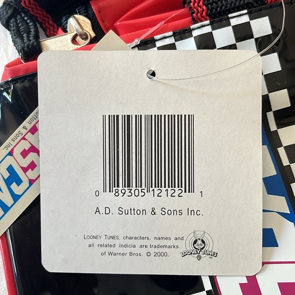 Brand new vintage Looney Toons Taz NASCAR medium Duffle Nag - Picture 4 of 7